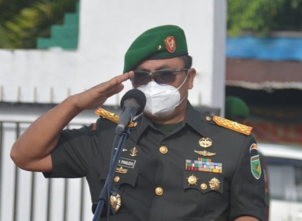 Ziarah dipimpin oleh Brigjen TNI E. Reza Pahlevi, S.E,, Jumat (13/05/2022), (Foto: V24/AL)
