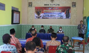 Penerimaan Penghargaan Bertempat di Kantor Desa Gaprang Kecamatan Kanigoro, Jumat (13/05/2022), (Foto: V24/AL)