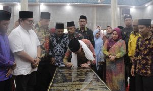 Acara Peresmian Masjid Al Fatah Juga Dihadiri Kepala Organisasi Perangkat Daerah (OPD), Senin (16/05/2022), (Foto: V24/Reza)