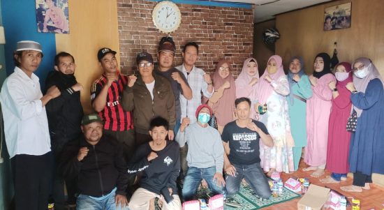pertemuan tersebut dipimpin langsung Ketua KKLR H. Suparman , Senin (16/05/2022), (Foto: V24/AL)