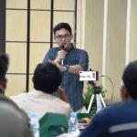 Narasumber Seorang Konsultan Media Sosial Yakni Kavin Arsshiddiqi, Rabu (18/05/2022), (Foto: V24/AL)