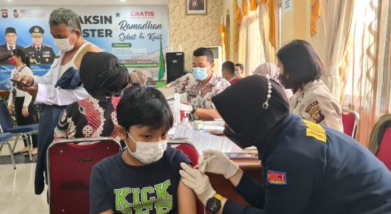 Vaksinasi Serentak ini Berlangsung Selama Empat Hari, Kamis (19/05/2022), (Foto: V24/AL)