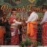 Kegiatan Penganugerahan Gelar Dilaksanakan di Kediaman Gubernur NTT, Kamis (19/05/2022), (Foto: V24/AL)