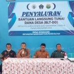 Setiap Orang Mendapatkan Bantuan Uang Tunai Sebesar Rp.300.000, Kamis (19/05/2022), (Foto: V24/Madli)