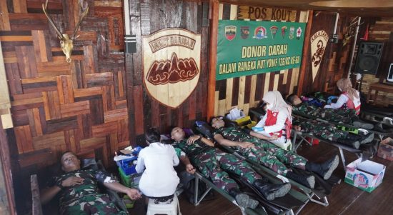 Kegiatan ini Merupakan Wujud Kepedulian Prajurit Satgas Yonif 126/KC, Jumat (20/05/2022), (Foto: V24/AL)