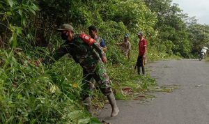 Pemberisahan Lingkungan Gampong di Desa Simpang Jernih, Minggu (22/05/2022), (Foto: V24/AL)
