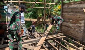 Kegiatan Karya Bhakti Ini Dilakukan Oleh 3 Orang Anggota Pos Sentabeng, Minggu (22/05/2022), (Foto: V24/AL)
