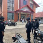 Satbrimob Polda Kalbar Dibantu Dengan 14 Orang Tenaga Medis, Minggu (22/05/2022), (Foto: V24/AL)