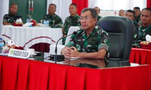 Jenderal TNI Dudung Abdurachman Memberikan Arahan Kepada Peserta Apel, Selasa (24/05/2022), (Foto: V24/AL)