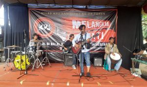 Panggung Terbuka yang Menampilkan Kreatifitas Para Musisi Jalanan, Rabu (25/05/2022), (Foto: V24/AL)