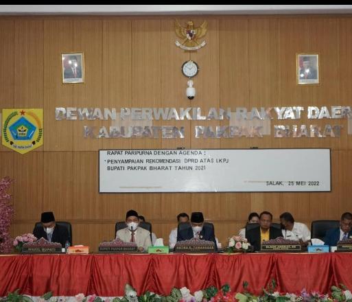 Rekomendasi Rapat Paripurna yang di Bacakan Oleh Anggota DPRD, Rabu (25/05/2022), (Foto: V24/AL)