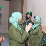 Serah terima jabatan Danramil di jajaran Kodim 0808/Blitar merupakan hal yang wajar dan biasa terjadi, sebagai bentuk realisasi dari kebijakan TNI AD dalam rangka tuntutan kebutuhan organisasi, guna mengoptimalkan kemajuan satuan dalam mendukung tugas pokok TNI, ungkap Dandim 0808/Blitar., Jumat (27/05/2022), (Foto: V24/Madli)