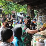 Dandim 0808/Blitar Beserta Muspida Kab.Blitar Mendatangi Kepada Penjual, Sabtu (28/05/2022), (Foto: V24/Madli)