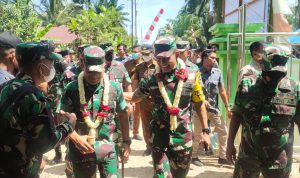 Aspers Kasas Mayjen TNI Darmono Susastro.S.I.P Dan Rombongan, Minggu (29/05/2022), (Foto: V24/AL)