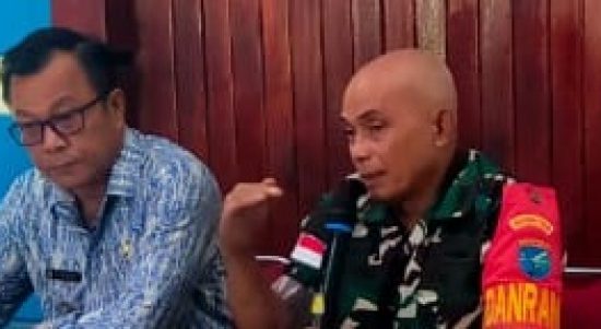 Camat Puring Kencana Berkordinasi Dengan Pak Danramil , Senin (30/05/2022), (Foto: V24/AL)