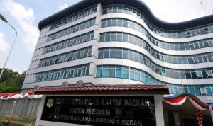 KANTOR-DPRD-MEDAN