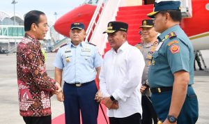 Foto Gubsu Sambut Kedatangan Presiden RI - 6