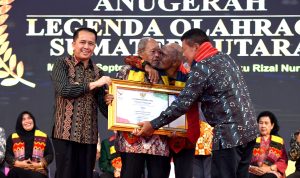 ATLET LEGENDA SUMUT MELEPAS RINDU