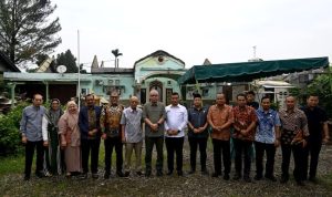 Menjenguk OK Zulkarnain-5