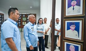 Wagubsu kunjungi Dinas Perpustakaan 4.jpg